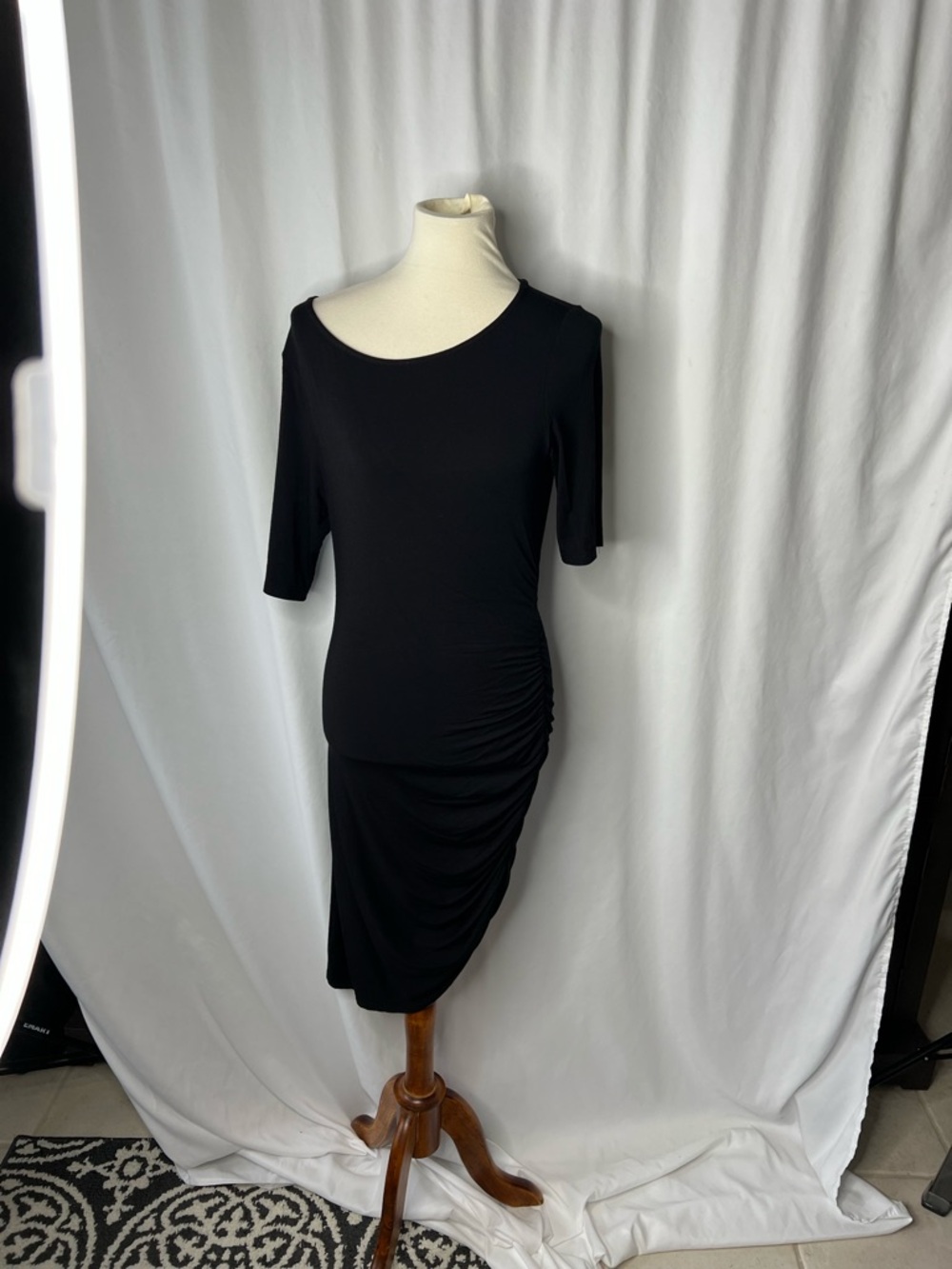 Lulus Black Ruched Bodycon Midi Dress – Size Large